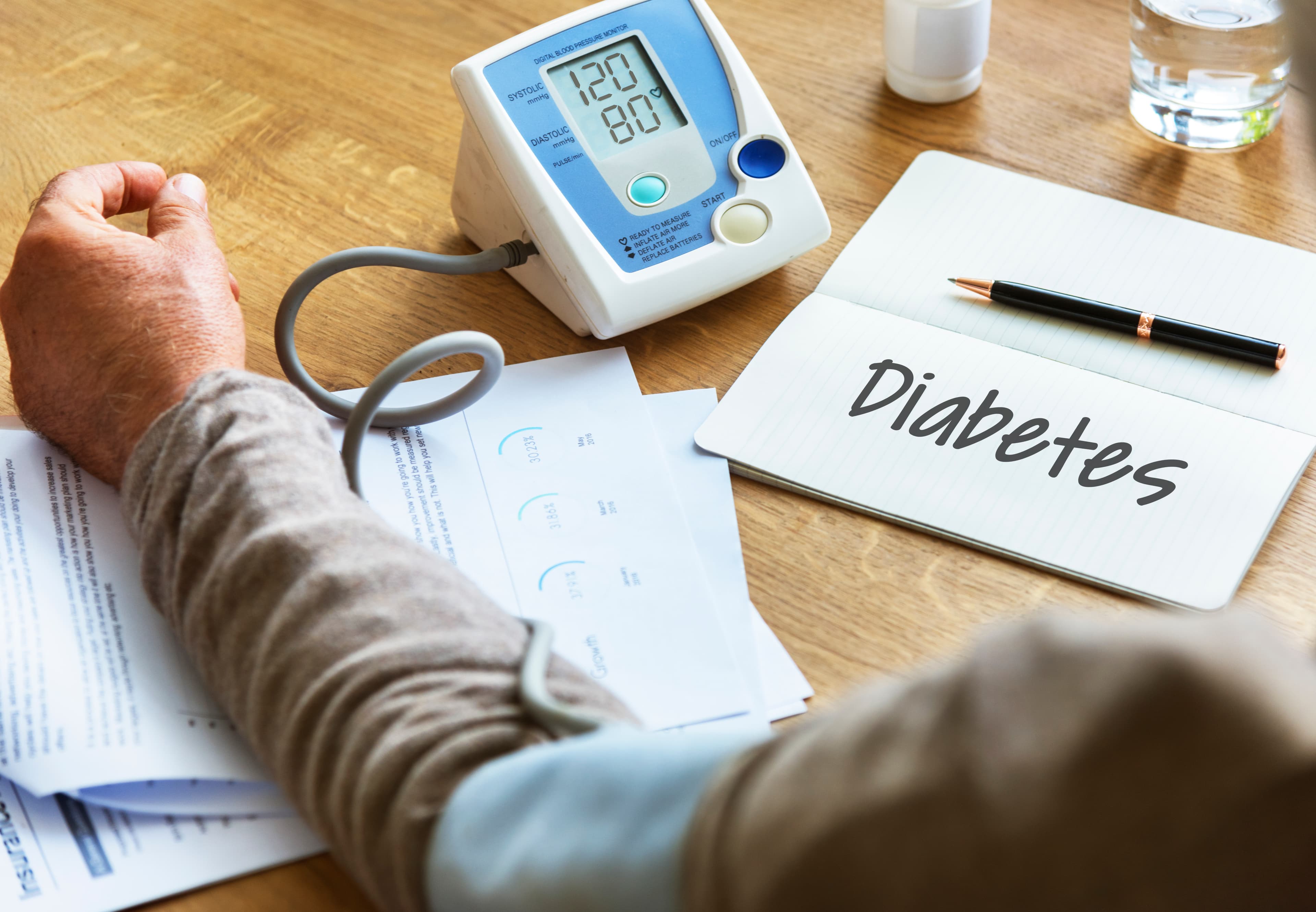 Discovery of functional genetic variants as novel early predictors of diabetes