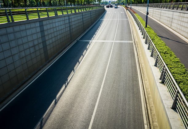 Extraction of Valuable Products from Flexible Pavement Waste for Productions of Low-Cost Sustainable Concrete Highways